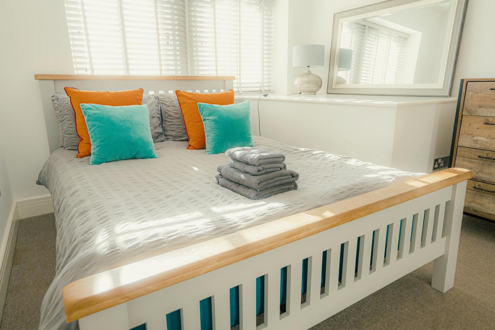 Super Duplex With Free Parking Apartment Plymouth Exterior photo