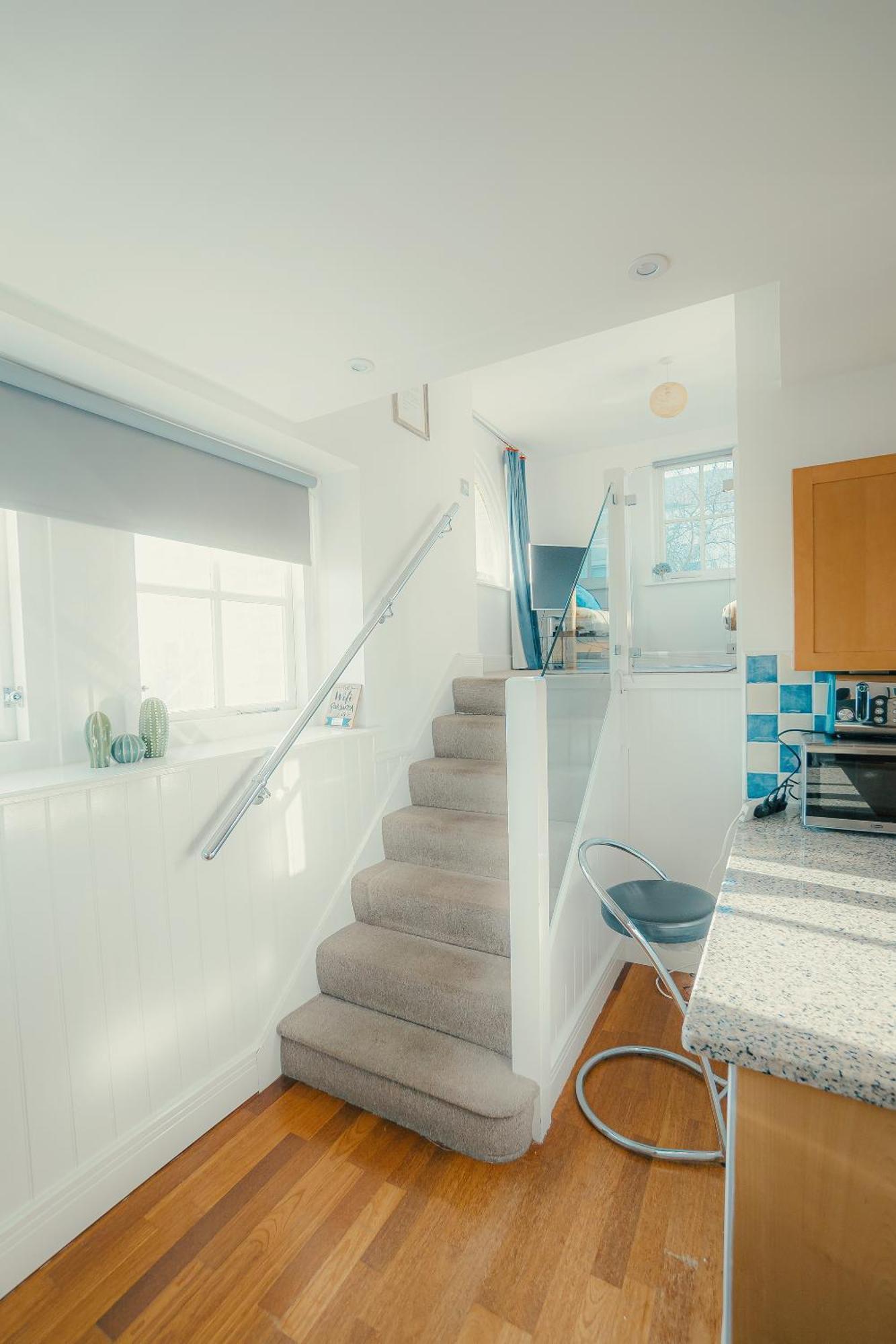 Super Duplex With Free Parking Apartment Plymouth Exterior photo